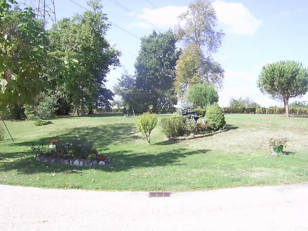 Gite Lieu Dit Gautier Civrac-de-Blaye Exterior foto
